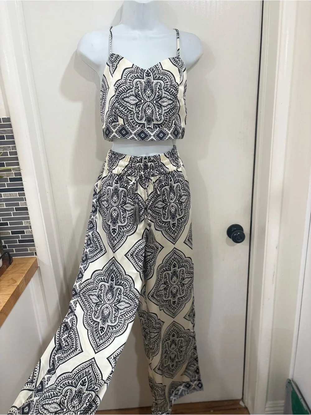 Women's 2pc matching shirt Black & Cream Printed Wide-Leg pant bohemian beach